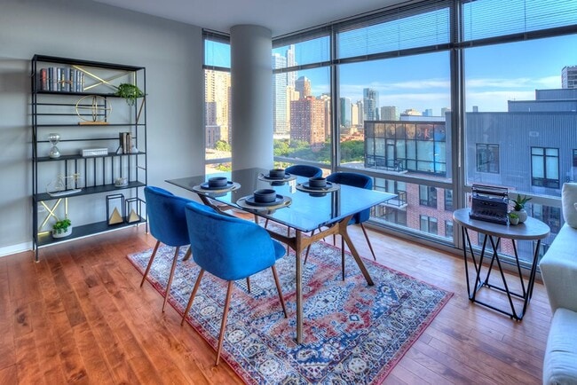 Photo - 739 S Clark St Rental