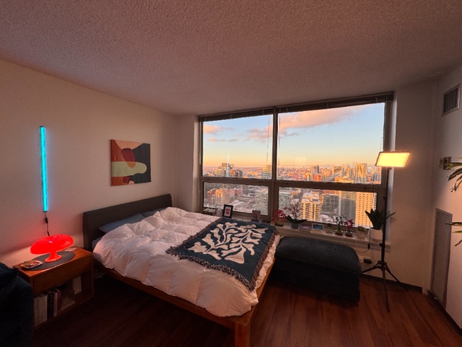 Photo - 625 W Madison St Unidad 4006