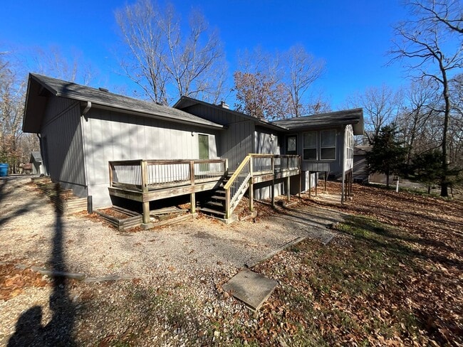 Photo - 12 Sunderland Dr