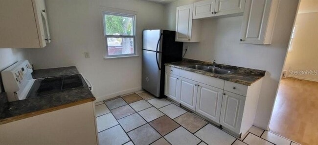 Photo - 912 Engman St