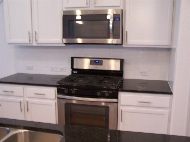 Photo - 2214 Capulet St