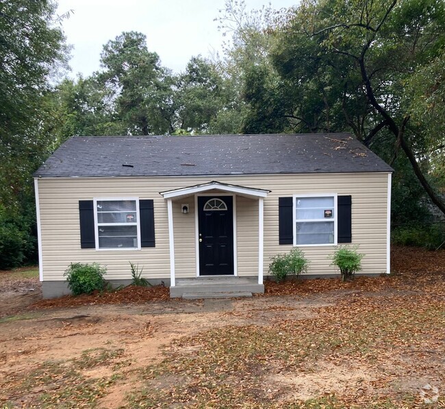 Building Photo - Cute 2 Bedroom near St Andrews Rd Rental