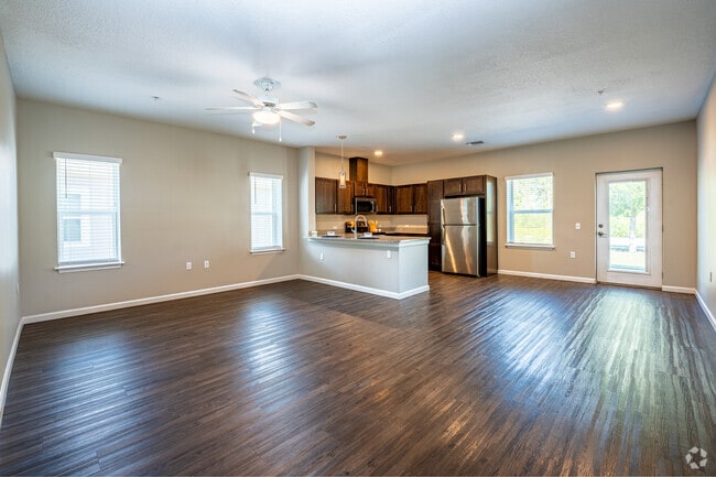 3BR, 2BA - 1,288SF - Living Room