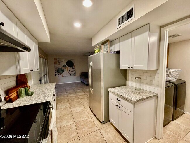 Photo - 2434 N Shade Tree Cir
