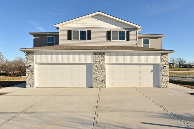 Photo - Nice 3 Bedroom, 2.5 bath with 2 car garage...