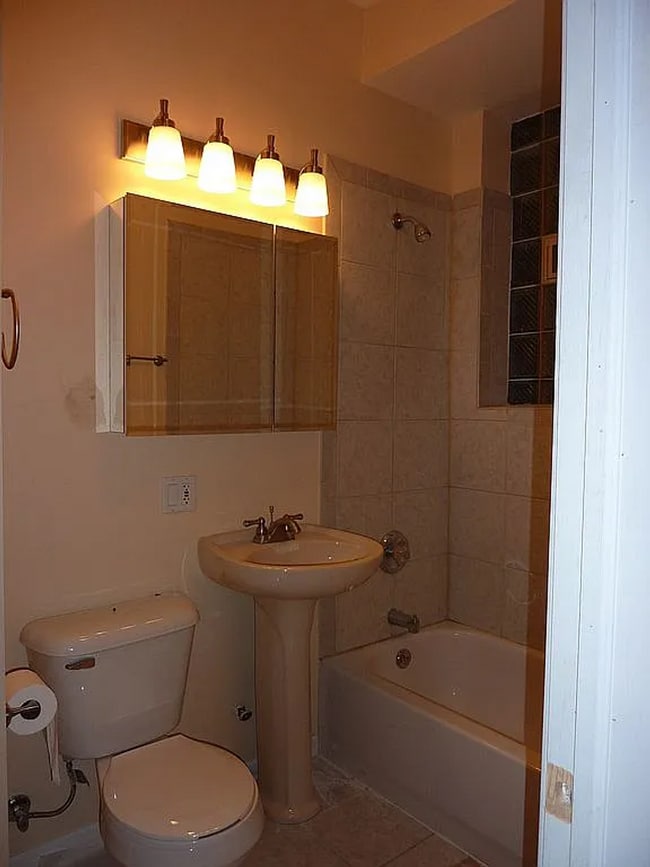 Photo - MODERN 2 BED/1BATH WITH GARAGE PARKING INCLUDED!