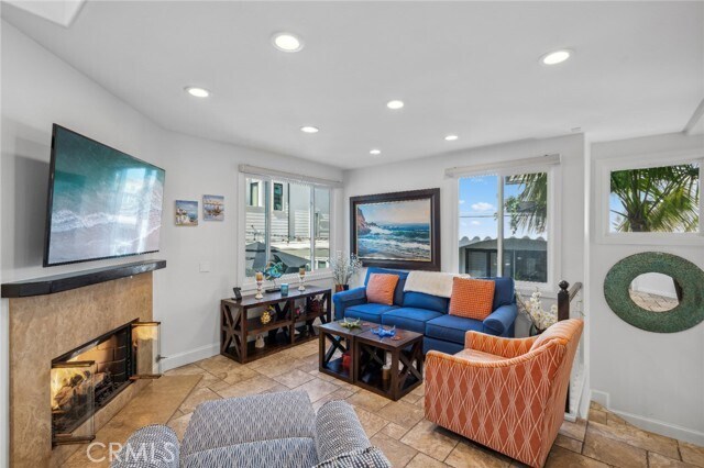 410 Goldenrod Ave Unit B