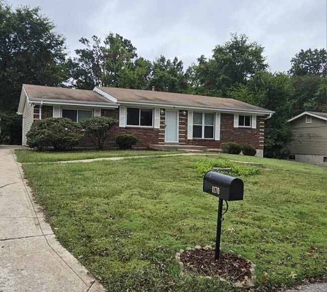 Building Photo - 1170 Karon Dr
