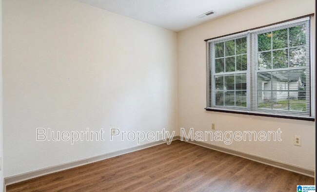 Photo - 1726 1st Pl S