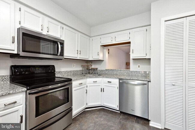 Photo - 9525 Clocktower Ln