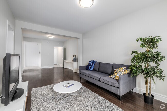 2BR,1BA - 4560 Sainte-Catherine