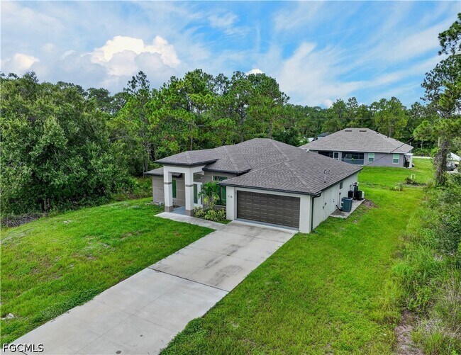 Photo - 738 Sunrise Blvd