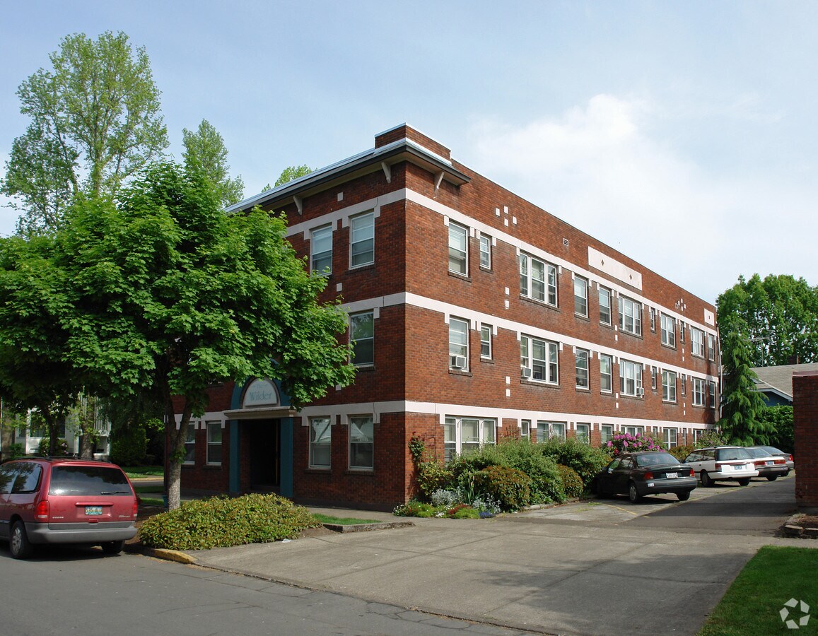 park plaza apartments corvallis