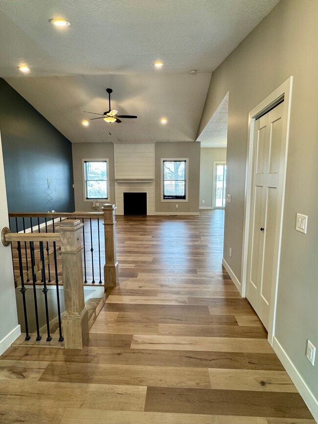 Photo - 706 Foret Mansur