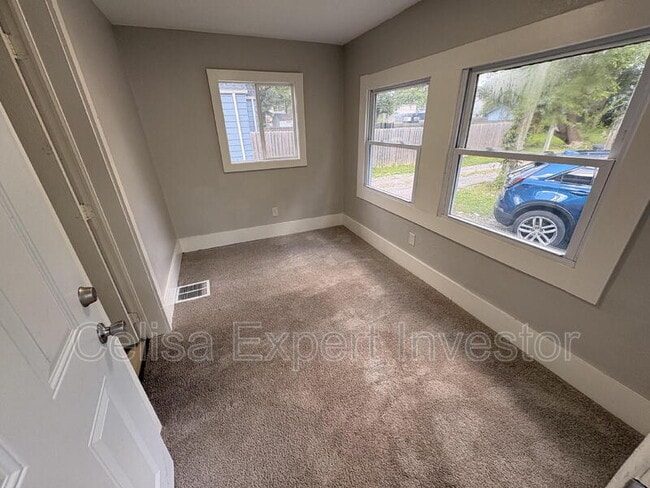 Photo - 3531 Smith St