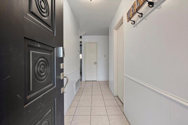 Photo - 4904 15th St