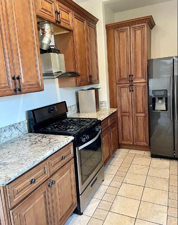 Photo - 4739 161st St