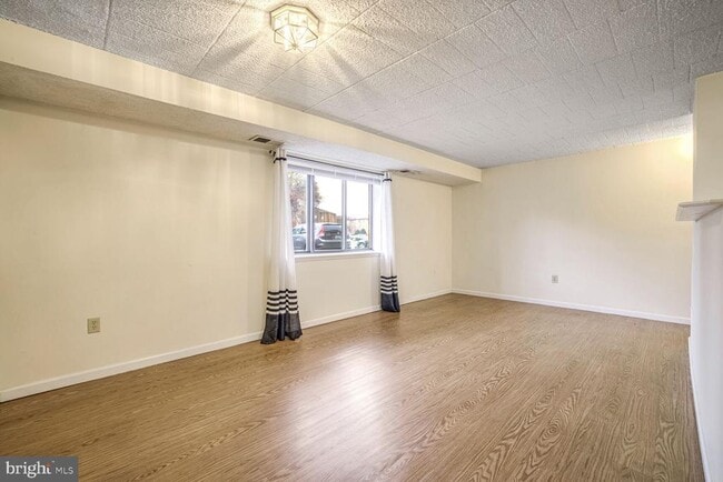 Photo - 995 Heather Ridge Dr Unit 4D