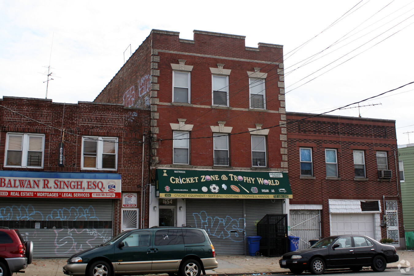 Photo - 1654 Castle Hill Ave Apartments
