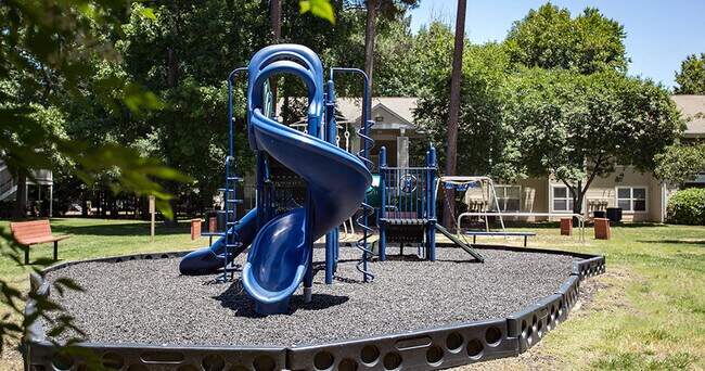 Springhouse Apartments