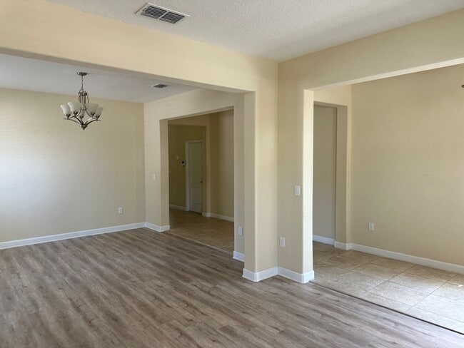 Photo - Beautiful 4/3.5 home located in Independence Signature Lakes Community of Winter Garden!