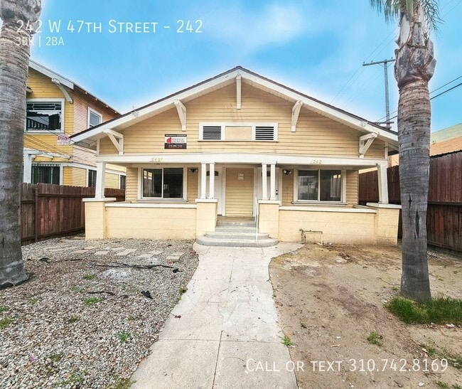 Photo - 242 W 47th St Apartment Unit 242