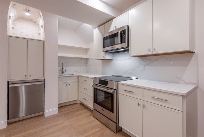 Photo - 43 Bowdoin St Unit 1