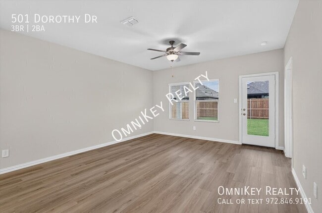 Photo - 501 Dorothy Dr