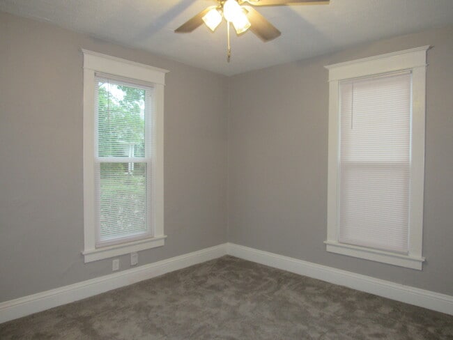 Photo - 1720 N Perry St