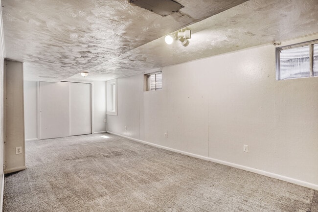 Photo - 377 Depew St