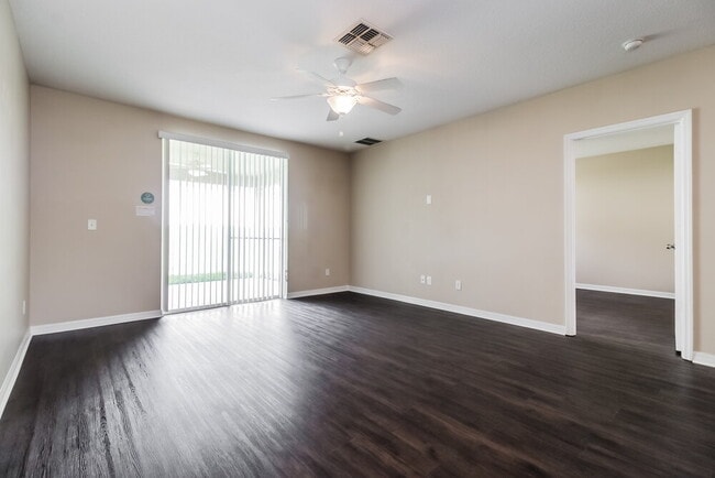 Photo - 703 Lake Douglas Dr