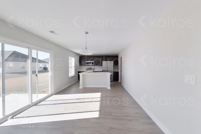 Photo - 18 Duluth Dr