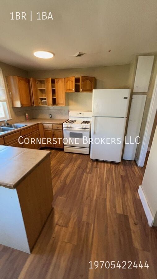 Building Photo - 829 State St Unit 2