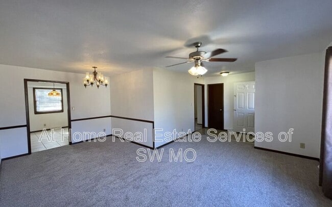 Photo - 1316 E Lakewood St