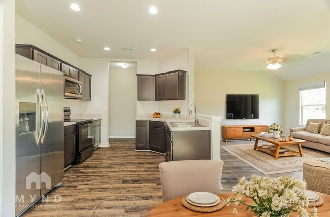 Photo - 15 Tiffany Ln