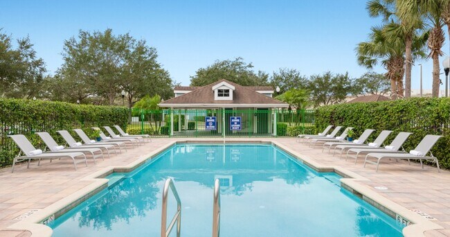 Windermere at Lakes Edge Apartments