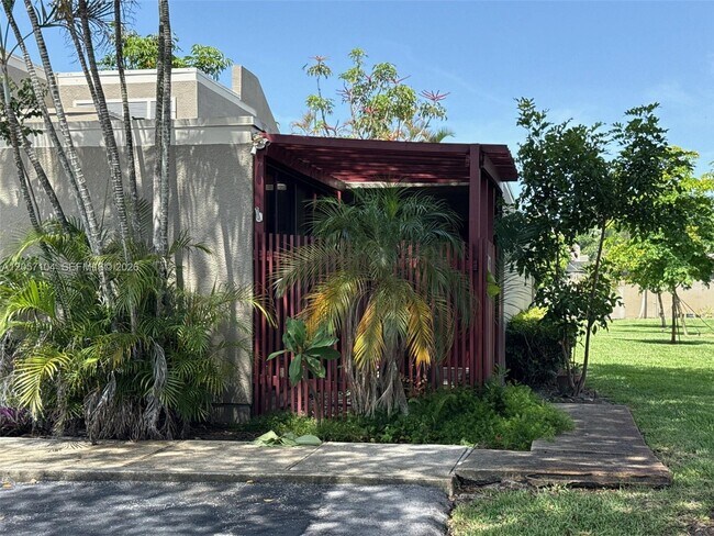 Photo - 1071 Windward Dr
