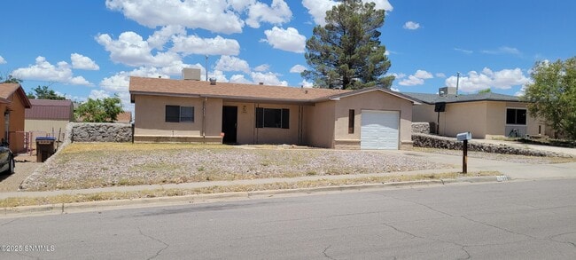 Building Photo - 1735 Stanton Ave Rental