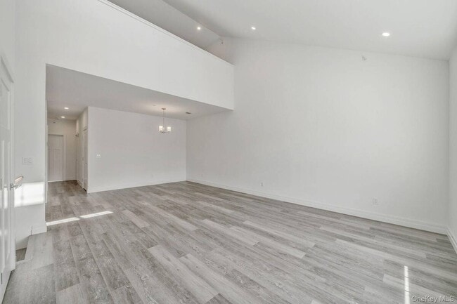 Photo - 104 Dover St