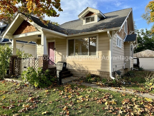 Photo - 310 W Hazelhurst St