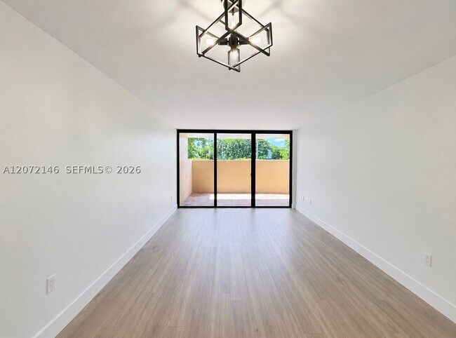 Photo - 10985 SW 107th St Unit 105