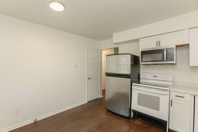 Photo - 8104 Turner Rd