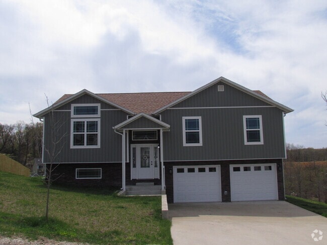 Building Photo - Available 6/14 Rental