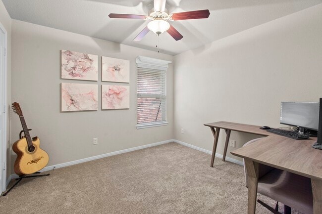 Photo - 4551 Axis Trail