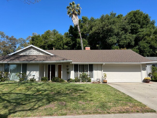 Goleta 3 Bedroom Home - Goleta 3 Bedroom Home