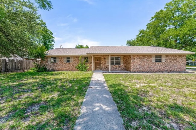 Building Photo - 1016 N Meadowlark Ln