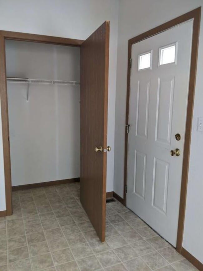 Photo - 912/914 E Jefferson St Unit 912J