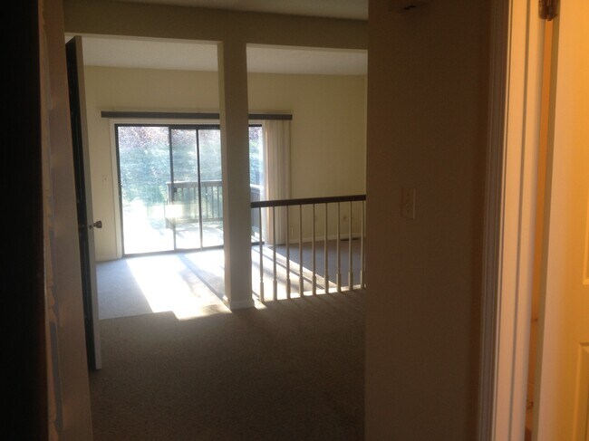 Photo - 180 Conestoga Way