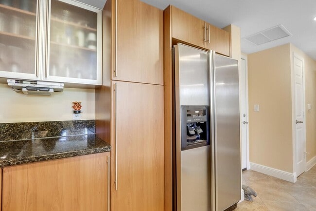 Photo - 610 Clematis St Unit 217