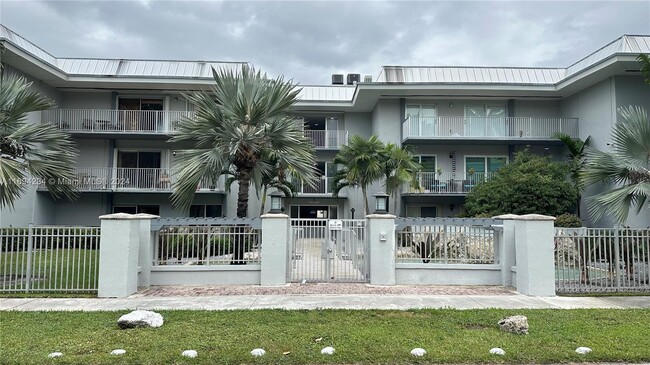 Photo - 7401 SW 82nd St Condominio Unidad 107S